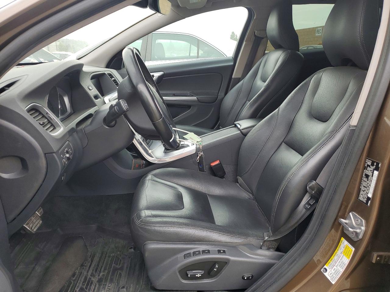 2018 VOLVO V60 CROSS COUNTRY Premier