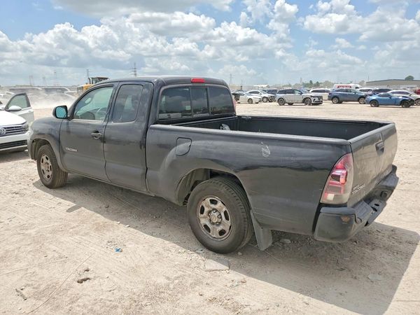 2015 TOYOTA TACOMA Delux Grade