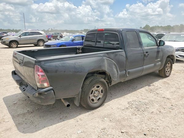 2015 TOYOTA TACOMA Delux Grade