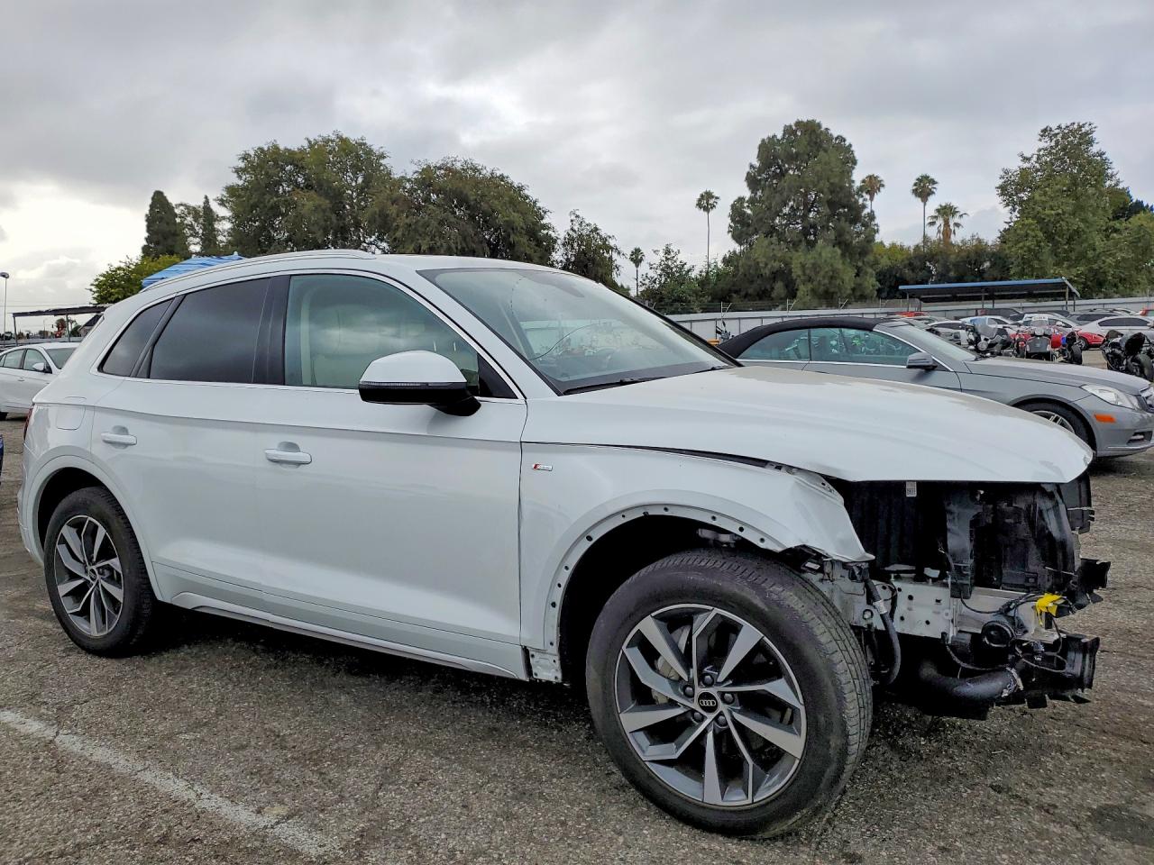 2023 AUDI Q5