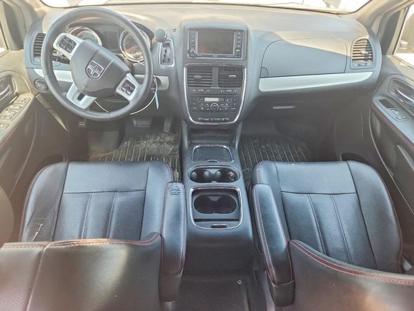 2017 DODGE GRAND CARAVAN GT