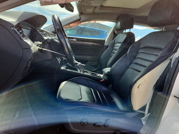2019 VOLKSWAGEN ARTEON 4Motion SEL — DENT