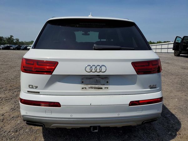 2017 AUDI Q7 quattro Prestige