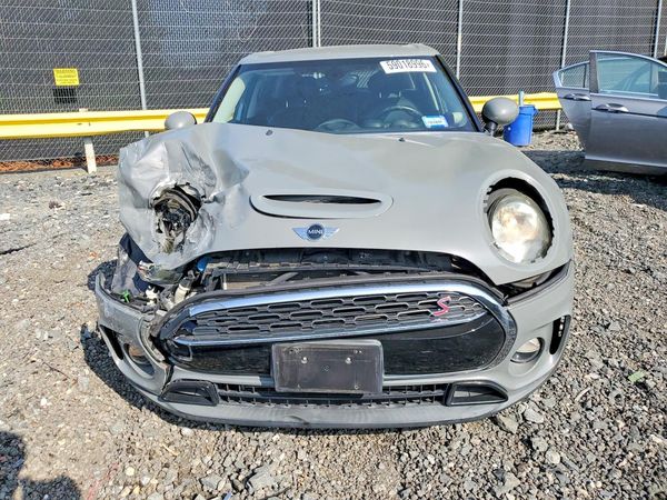 2017 MINI COOPER