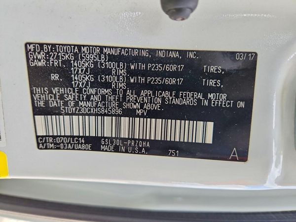 2017 TOYOTA SIENNA