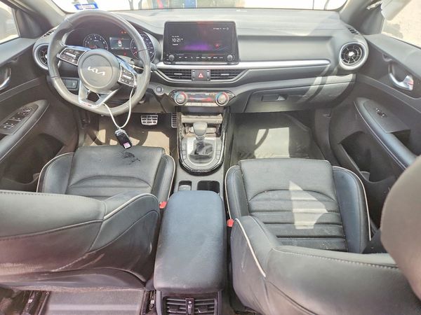 2024 KIA FORTE GT Line