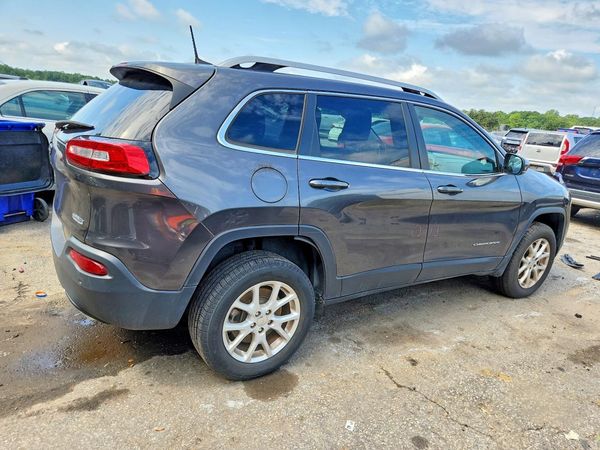 2016 JEEP CHEROKEE LATITUDE 4X4