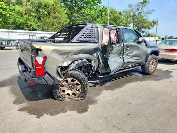 2025 TOYOTA TACOMA