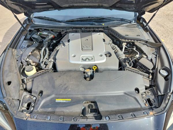 2015 INFINITI Q50