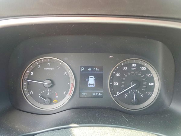 2019 HYUNDAI TUCSON SE