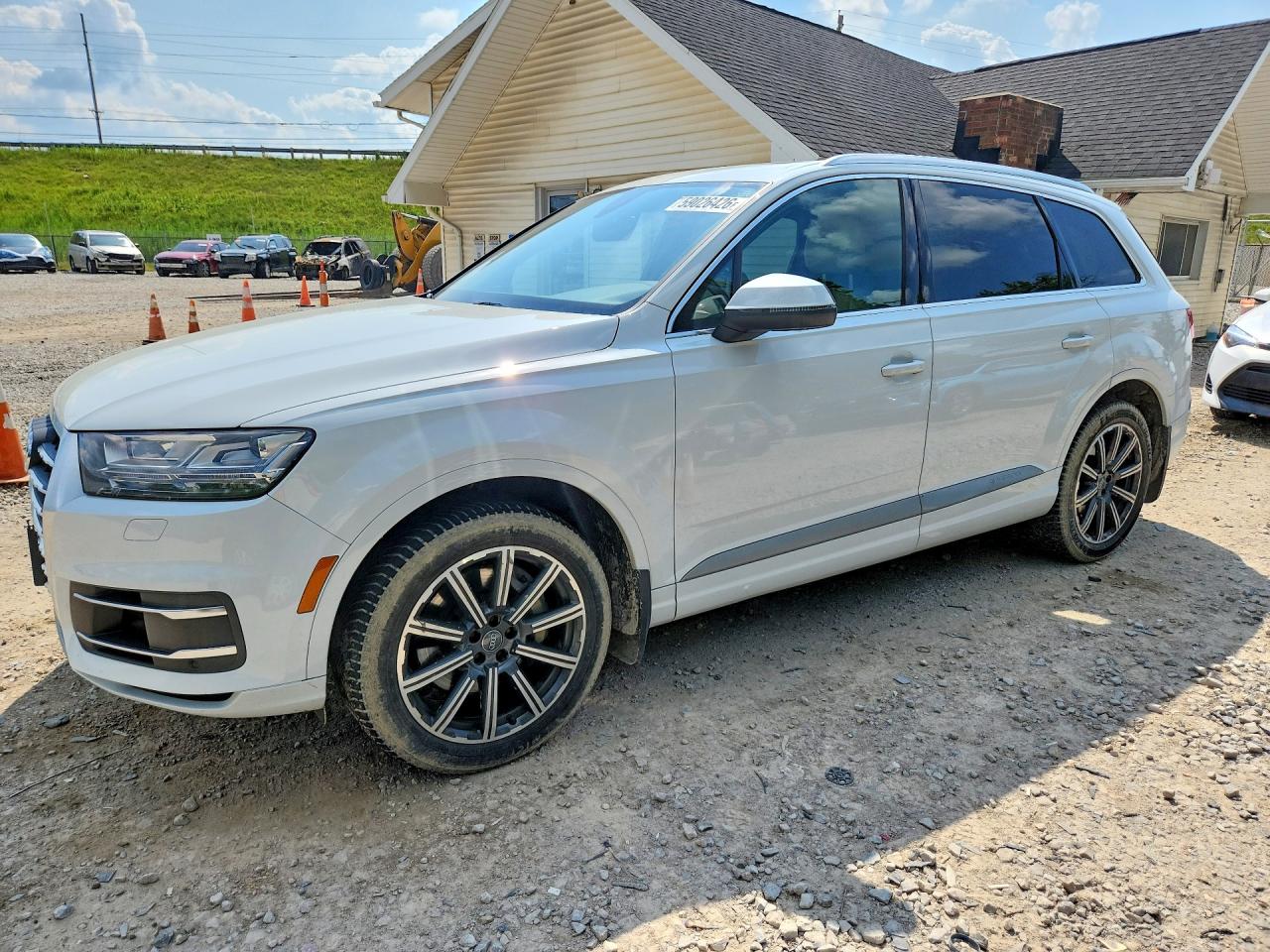 2017 AUDI Q7 quattro Premium Plus