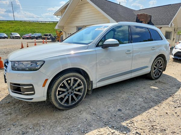 2017 AUDI Q7 quattro Premium Plus