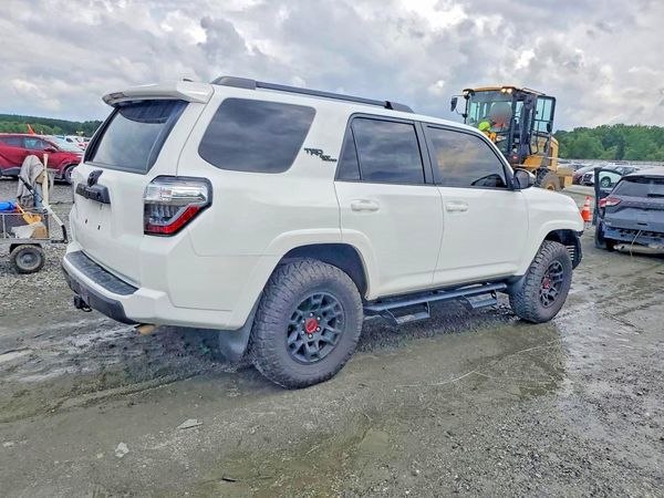 2021 TOYOTA 4RUNNER TRD offroad