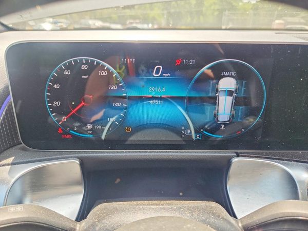 2021 MERCEDES-BENZ GLB GLB250-4M