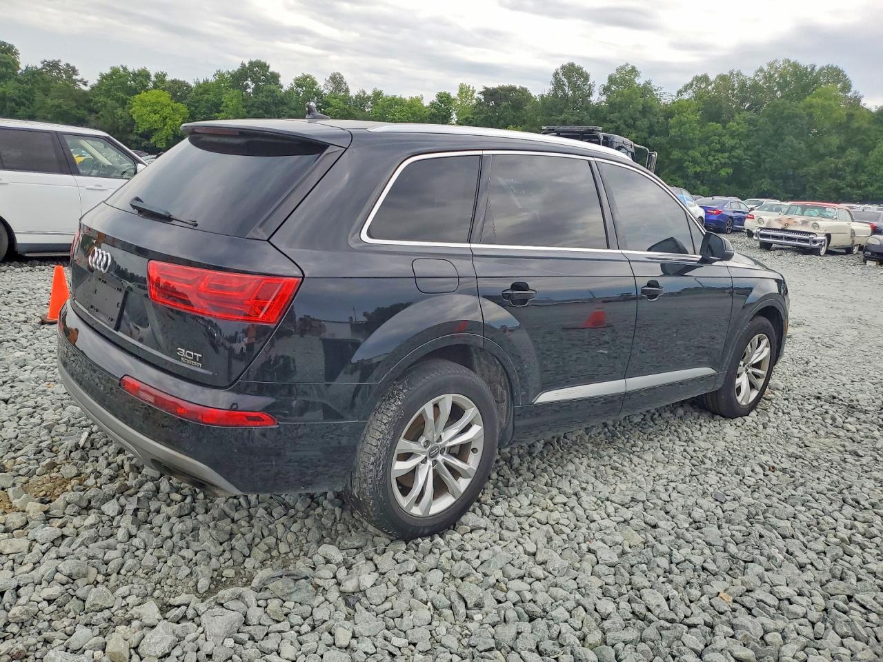 2018 AUDI Q7 quattro Premium Plus