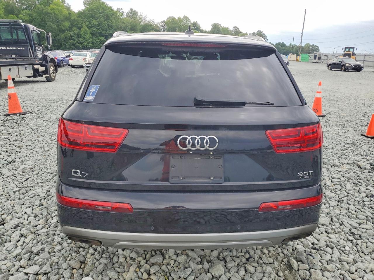 2018 AUDI Q7 quattro Premium Plus
