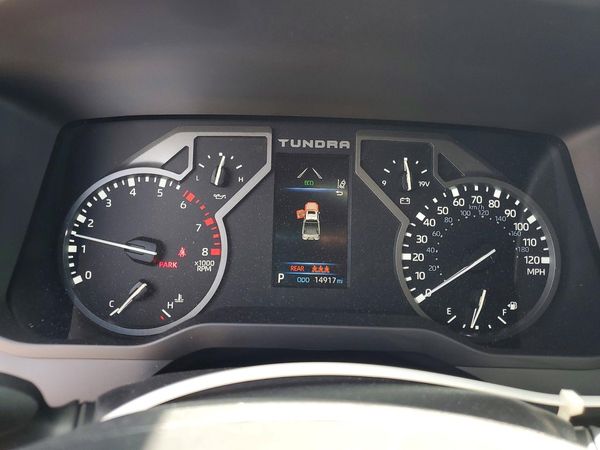 2025 TOYOTA TUNDRA SR5