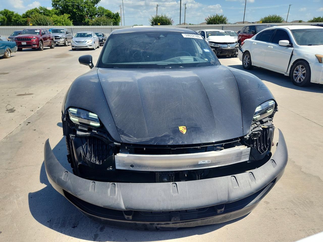 2022 PORSCHE TAYCAN