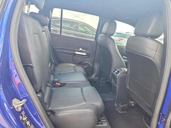 2021 MERCEDES-BENZ GLB GLB250