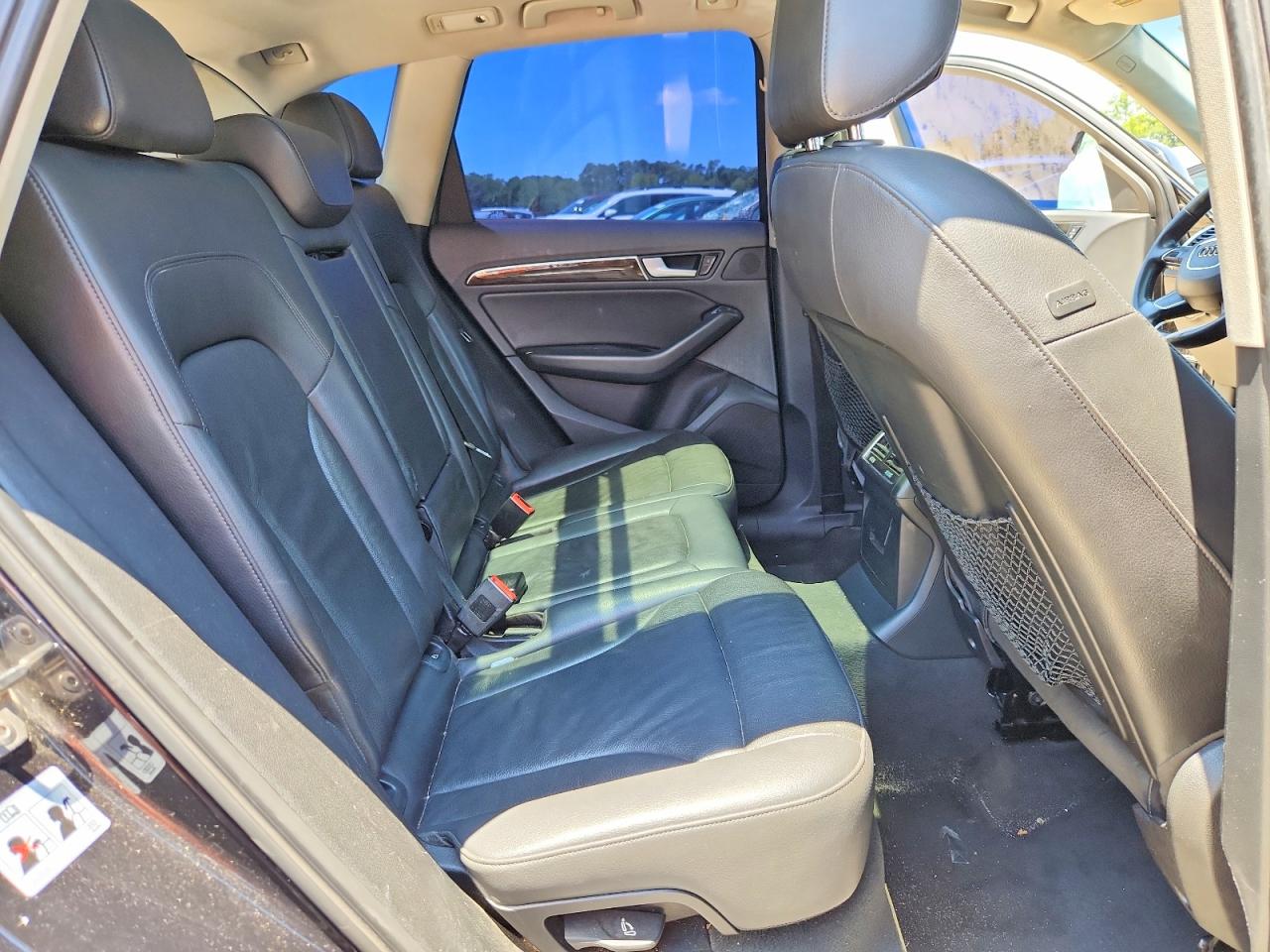 2013 AUDI Q5 Premium Plus