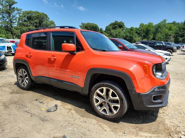 2017 JEEP RENEGADE LATITUDE 4X4