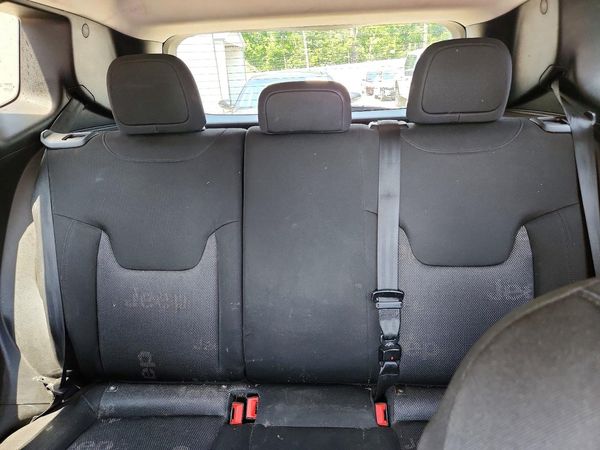 2017 JEEP RENEGADE LATITUDE 4X4
