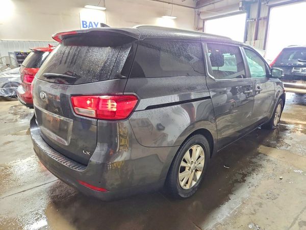 2017 KIA SEDONA LX