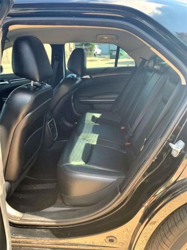 2015 CHRYSLER 300