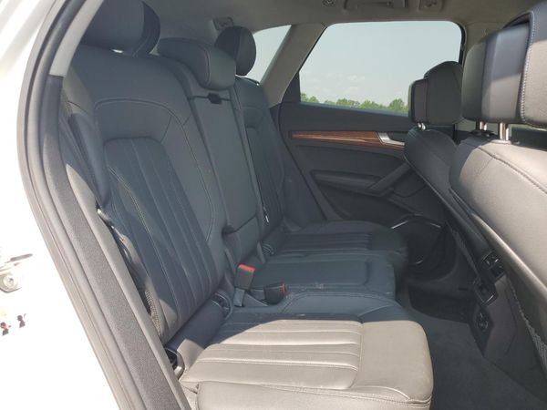 2021 AUDI Q5
