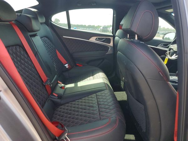 2023 GENESIS G70