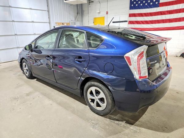 2015 TOYOTA PRIUS