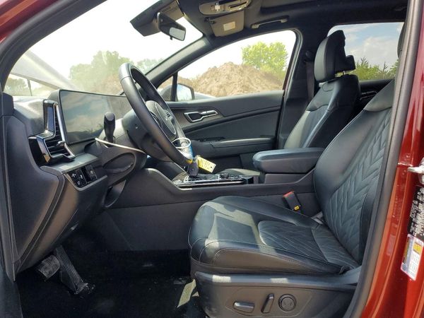 2024 KIA SPORTAGE X-LINE