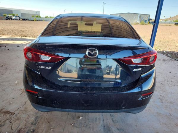 2018 MAZDA 3 Touring