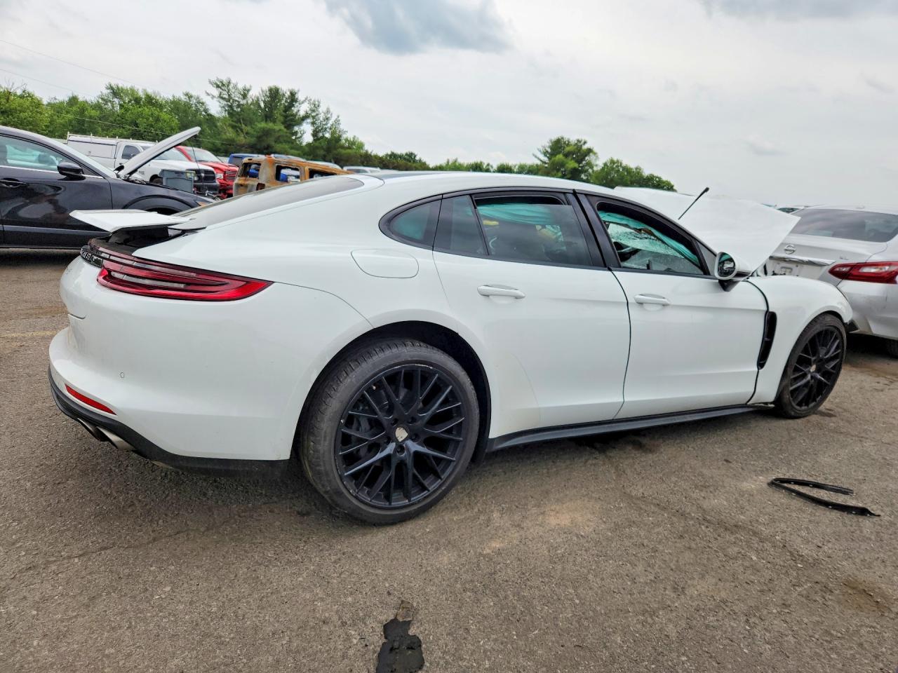 2018 PORSCHE PANAMERA 4S