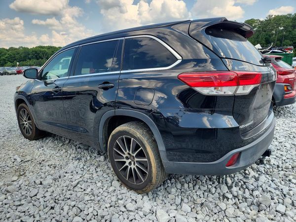 2017 TOYOTA HIGHLANDER SE/XLE