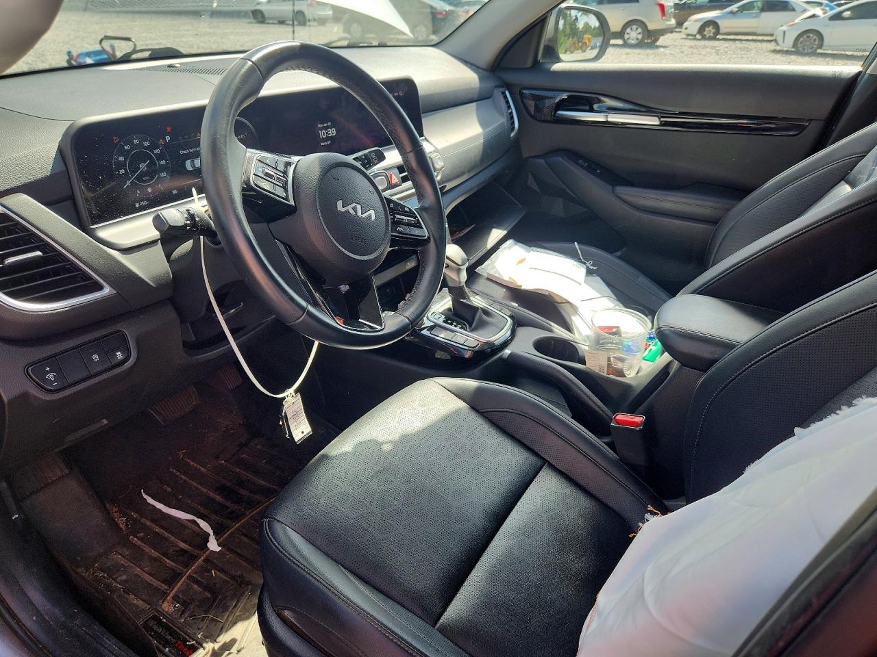 2024 KIA SELTOS EX