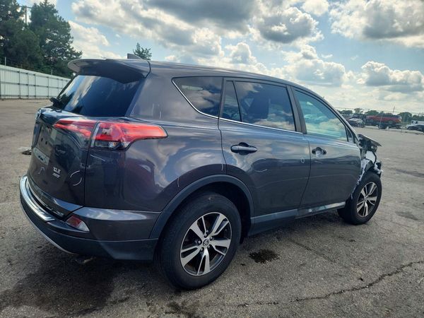 2018 TOYOTA RAV4 Adventure/XLE