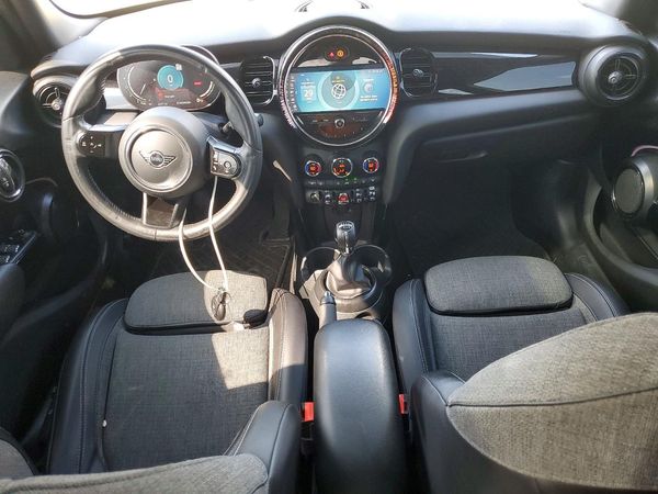 2024 MINI COOPER