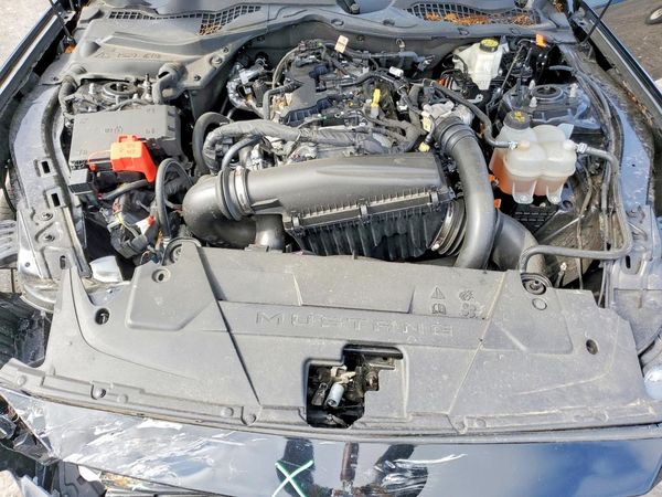 2024 FORD MUSTANG I4
