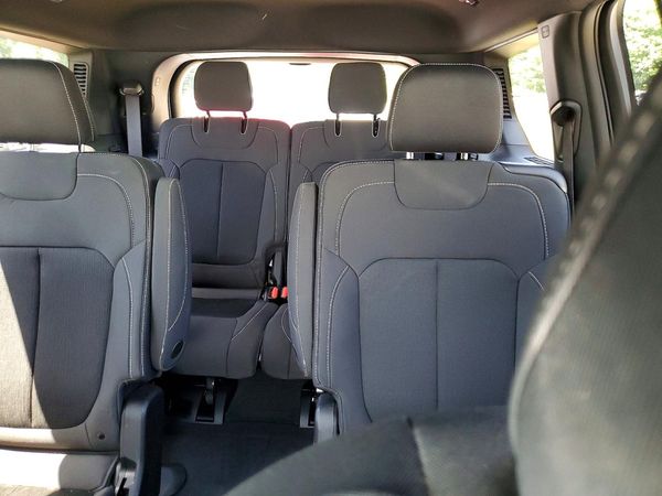 2024 JEEP GRAND CHEROKEE L LAREDO 4X4