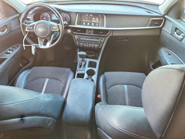 2019 KIA OPTIMA LX, S