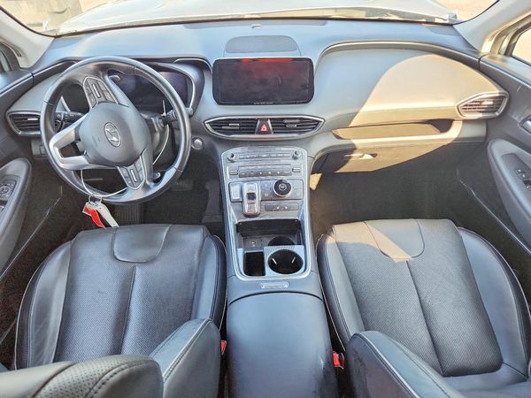 2022 HYUNDAI SANTA FE SEL w/ Premium Pkg