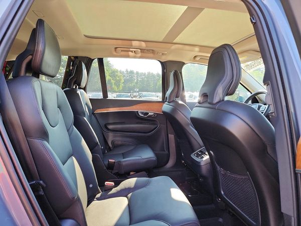 2023 VOLVO XC90 Plus Bright