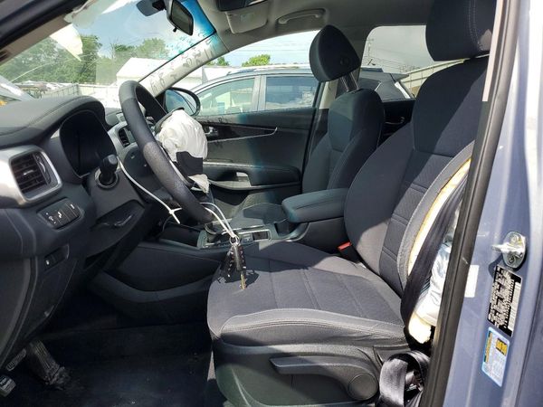 2020 KIA SORENTO L, LX, S