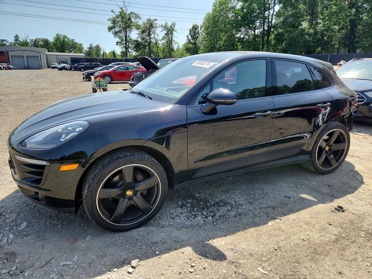 2017 PORSCHE MACAN