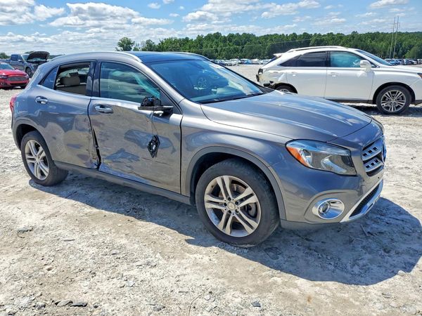2019 MERCEDES-BENZ GLA GLA250