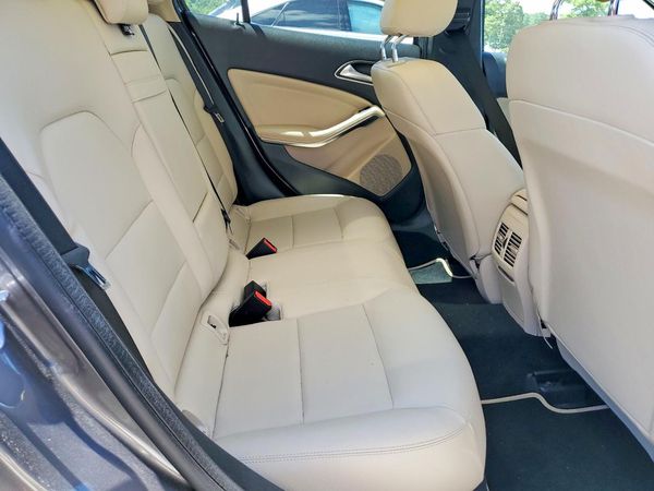 2019 MERCEDES-BENZ GLA GLA250