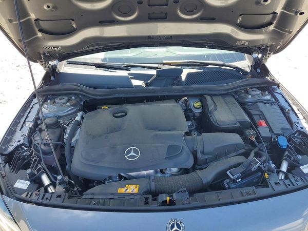 2019 MERCEDES-BENZ GLA GLA250
