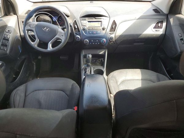2015 HYUNDAI TUCSON GL (Middle-Low)