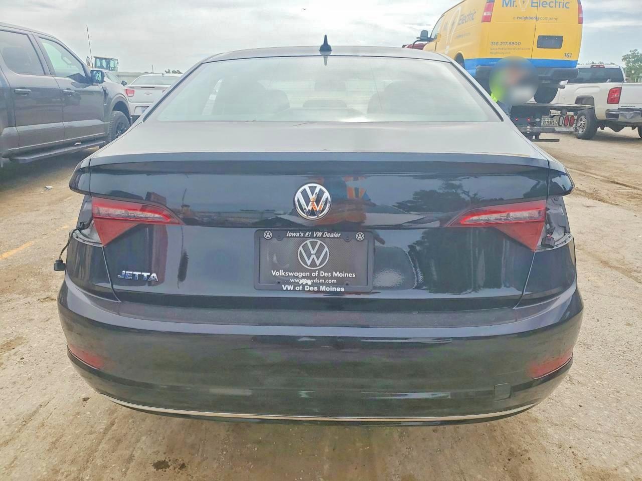2021 VOLKSWAGEN JETTA S / SE / R-Line